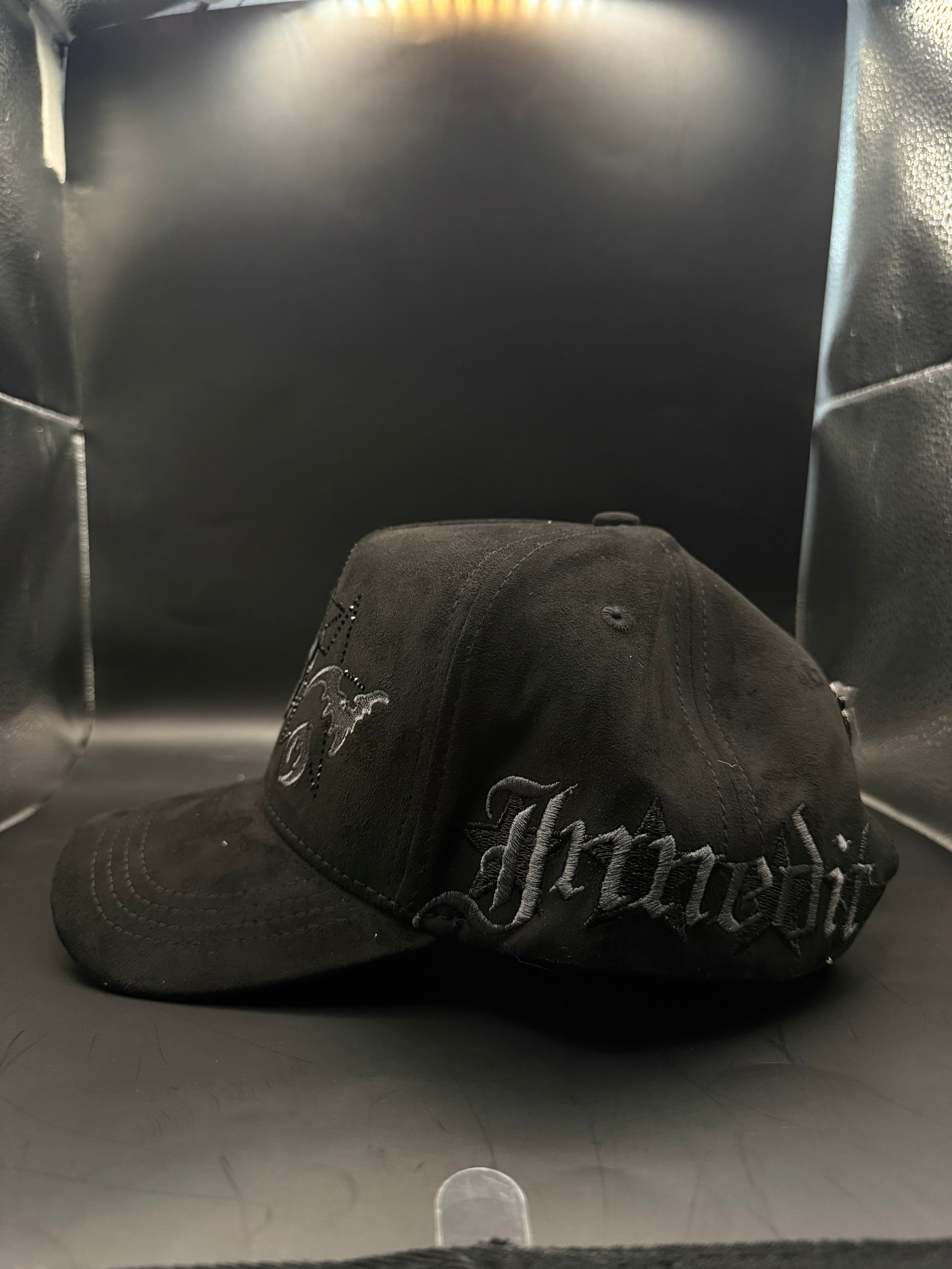 Gorra Innedit X Anymore Bruce Wayne